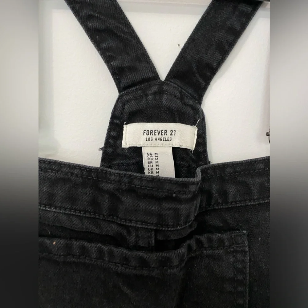 Black Overall Dress 🖤 - Picture 6 of 9